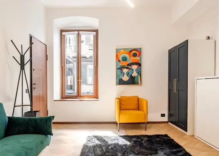 Italian Essence - Center *